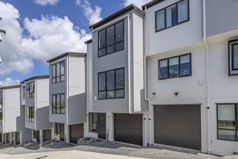 Photo of property in 8/8 Sheehan Road, Te Atatu South, Auckland, 0610