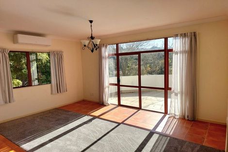 Photo of property in 93 Glendhu Road, Bayview, Auckland, 0629