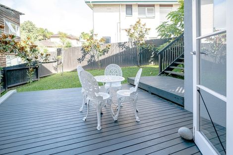 Photo of property in 1/11 Garmons Way, Castor Bay, Auckland, 0620