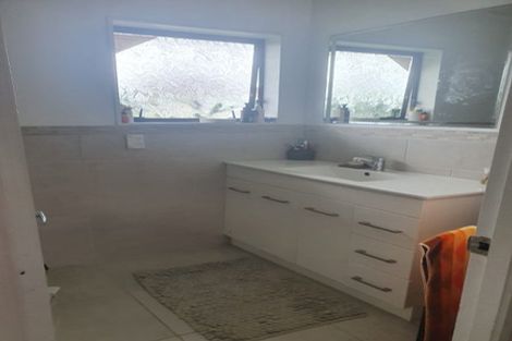 Photo of property in 2/10 Onslow Road, Papakura, 2110