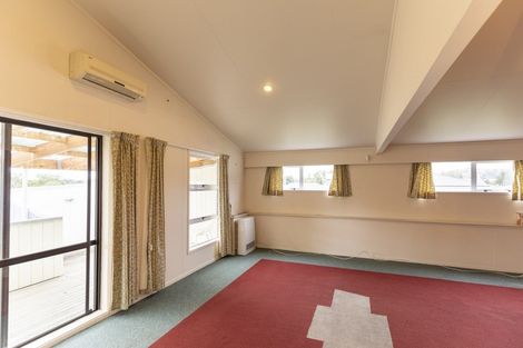 Photo of property in 7 Collins Street, Waipawa, 4210