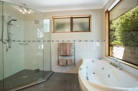 Photo of property in 243 Huia Street, Waikanae, 5391