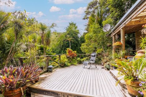 Photo of property in 54 Mahoe Road, Titirangi, Auckland, 0604