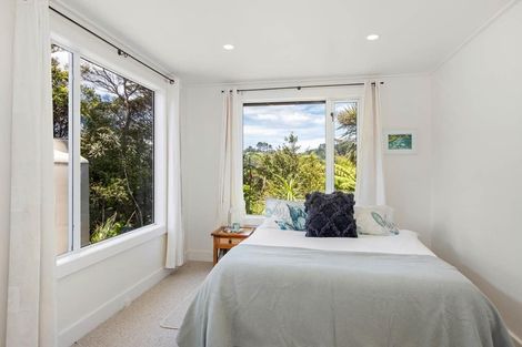 Photo of property in 16 La Trobe Track, Karekare, New Lynn, 0772