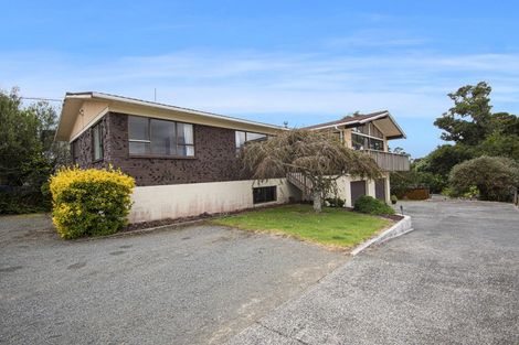 Photo of property in 9 Tauraroa Road, Maungakaramea, Whangarei, 0178