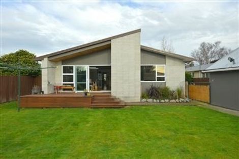 Photo of property in 52 Dunster Street, Burnside, Christchurch, 8053