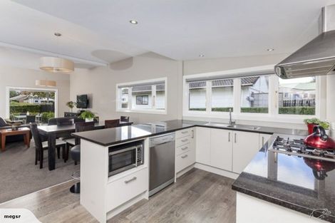 Photo of property in 23 Amaru Road, One Tree Hill, Auckland, 1061