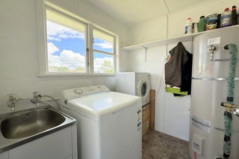 Photo of property in 28 Victor Street, Dannevirke, 4930