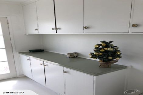 Photo of property in 2/32 Eastern Beach Road, Eastern Beach, Auckland, 2012