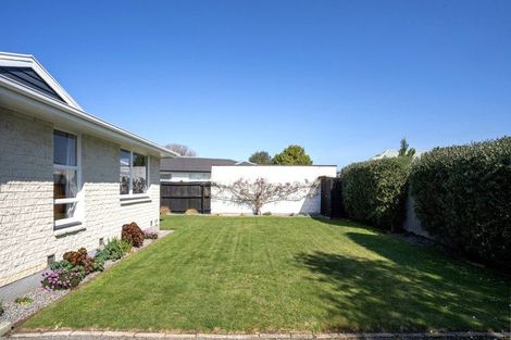 Photo of property in 6 Meldrum Place, Bishopdale, Christchurch, 8051