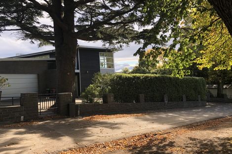 Photo of property in 62 Dyers Pass Road, Cashmere, Christchurch, 8022