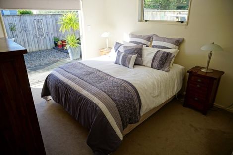 Photo of property in 8 Sackville Street, Martinborough, 5711