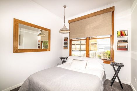 Photo of property in 14 Simla Avenue, Havelock North, 4130