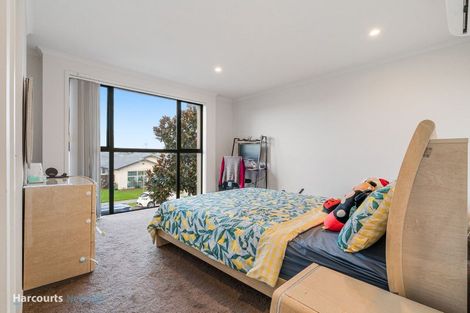 Photo of property in 14 Rere Close, Takanini, 2112