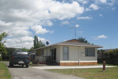 Photo of property in 8 Conifer Place, Te Puke, 3119