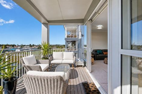 Photo of property in 38 Rewa Rewa Lane, Orewa, 0931