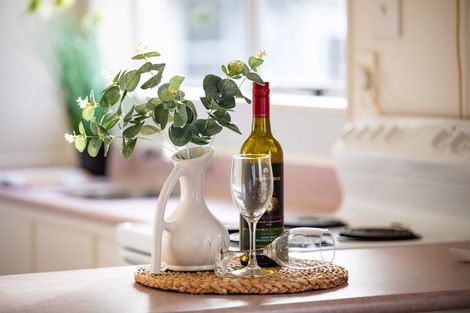 Photo of property in 73 Tuhikaramea Road, Dinsdale, Hamilton, 3204