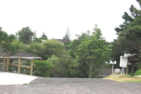 Photo of property in 2/30 Paramu Avenue, Birkdale, Auckland, 0626