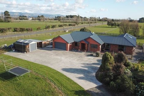 Photo of property in 339 Stoney Creek Road, Kelvin Grove, Palmerston North, 4470