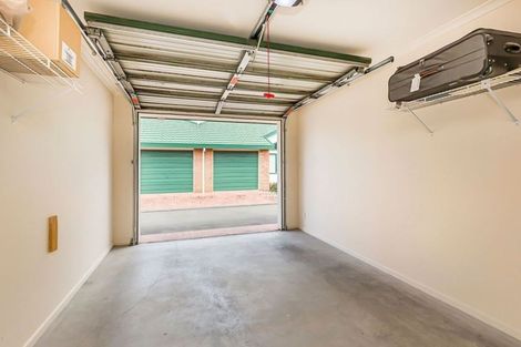 Photo of property in Miramar Villas, 23/3 Byron Street, Miramar, Wellington, 6022