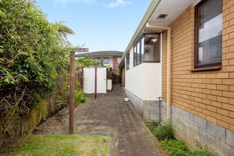 Photo of property in 26 Whitaker Street, Otumoetai, Tauranga, 3110