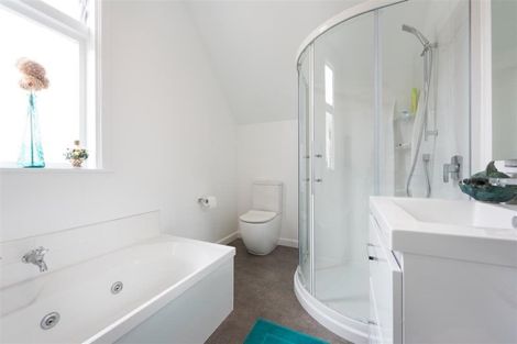 Photo of property in 5 Kio Road, Hataitai, Wellington, 6021