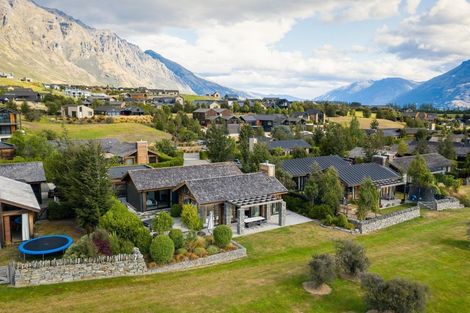 Photo of property in 8 Buckler Court, Jacks Point, Queenstown, 9371