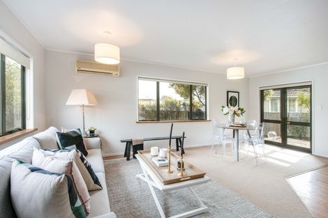 Photo of property in 908a Victoria Street, Parkvale, Hastings, 4122