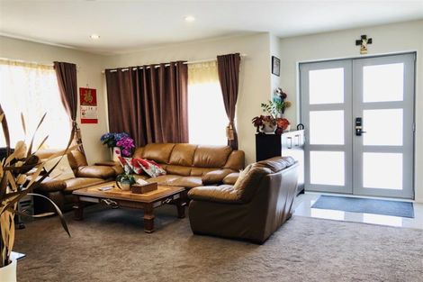 Photo of property in 19 Rohi Place, Flat Bush, Auckland, 2019