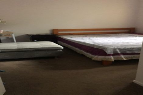 Photo of property in 16b Imperial Place, Henderson, Auckland, 0612