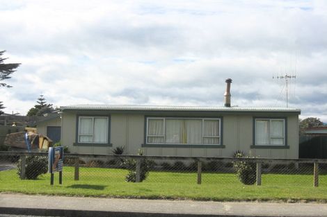 Photo of property in 56 Rua Avenue, Waitarere Beach, Levin, 5510