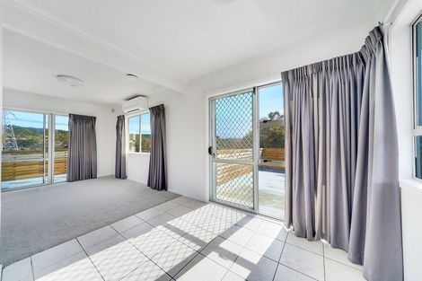 Photo of property in 6 Deacon Road, Riverhead, Kumeu, 0892