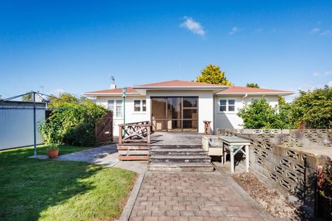 Photo of property in 11 Moray Place, Highbury, Palmerston North, 4412