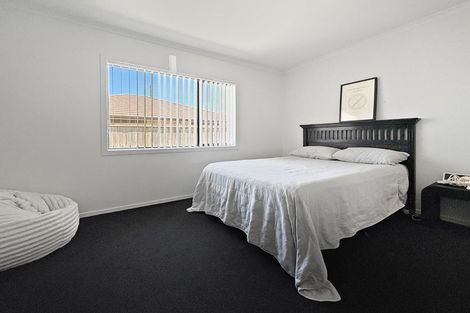 Photo of property in 25 Waikai Close, Ruakura, Hamilton, 3214