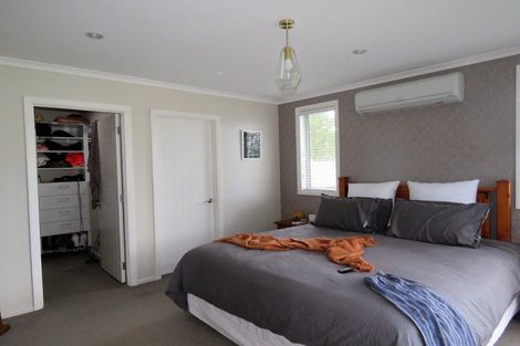 Photo of property in 96 Brougham Street, Westport, 7825