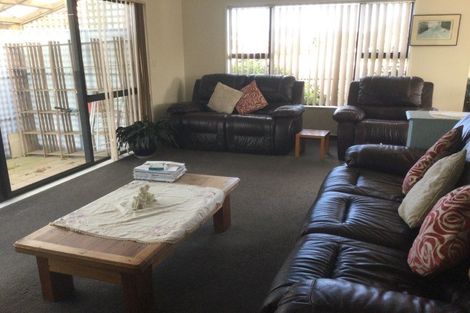 Photo of property in 52 Arawhata Road, Paraparaumu, 5032