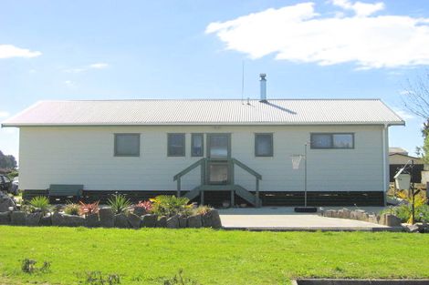 Photo of property in 33 Totara Street, Edgecumbe, 3120