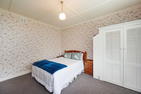 Photo of property in 121/123 High Street, Bulls, 4818