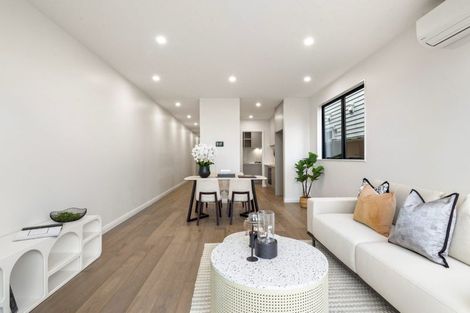 Photo of property in 20 Yellow Pear Lane, Karaka, 2578