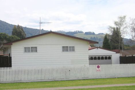 Photo of property in 323 Malfroy Road, Pomare, Rotorua, 3015