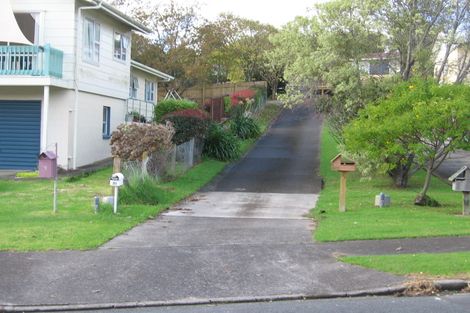Photo of property in 18 Gilshennan Valley, Red Beach, 0932