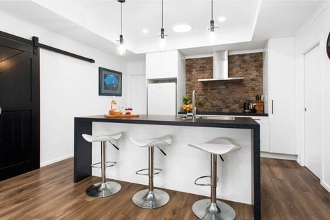 Photo of property in 19 Lily Way, Pyes Pa, Tauranga, 3112