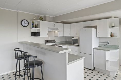 Photo of property in 20 Shera Street, Acacia Bay, Taupo, 3330