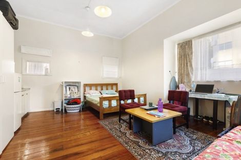 Photo of property in 81 Hill Street, Thorndon, Wellington, 6011