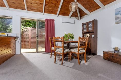 Photo of property in 3/72 Lake Road, Northcote, Auckland, 0627