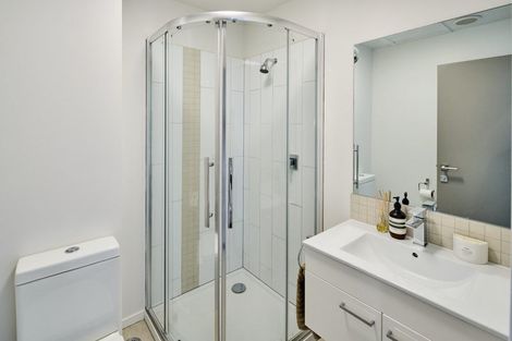 Photo of property in 35 Karo Drive, Te Aro, Wellington, 6011