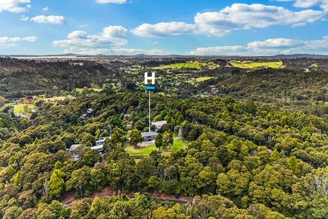 Photo of property in 6 Walker Road, Henderson Valley, Auckland, 0612