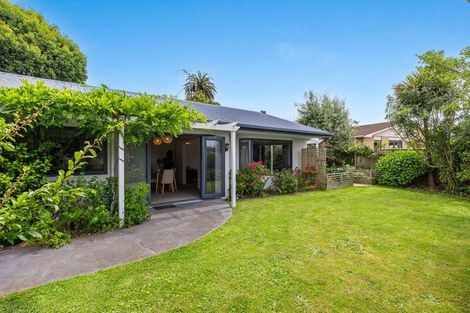 Photo of property in 77 Aranui Road, Mapua, 7005