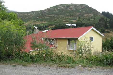 Photo of property in 6 Walkers Road, Lyttelton, 8082