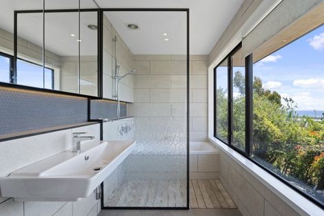 Photo of property in 105b Moncks Spur Road, Redcliffs, Christchurch, 8081